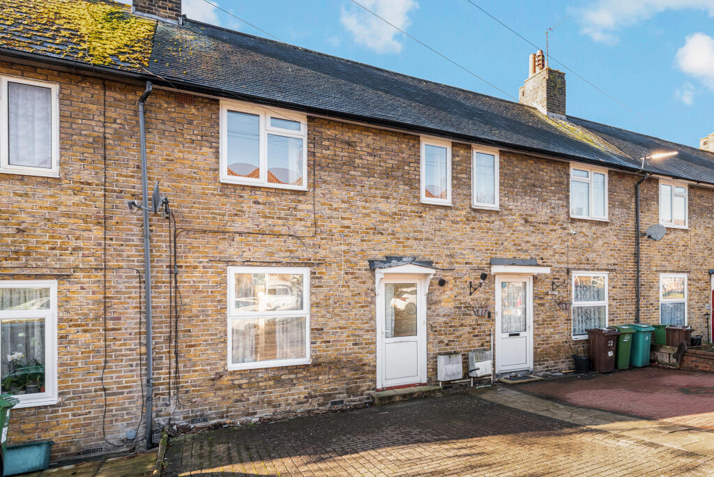 Main image of property: 146 Garrendon Road, Lodon, Surrey, SM4 6NE