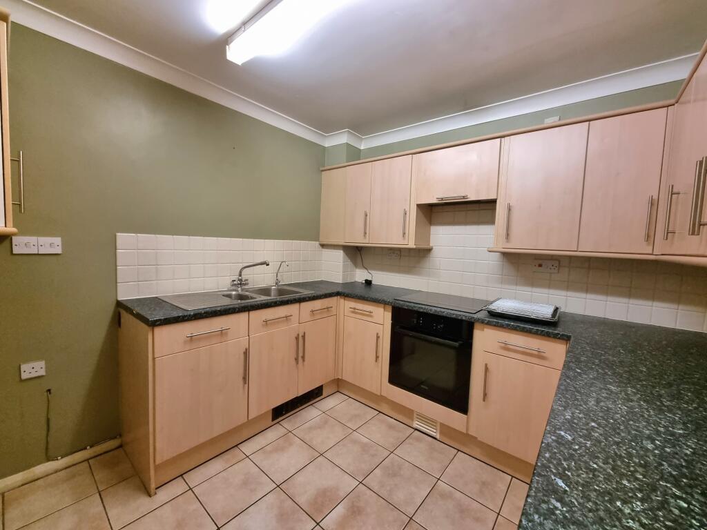 Apartment in Portsmouth - View 4