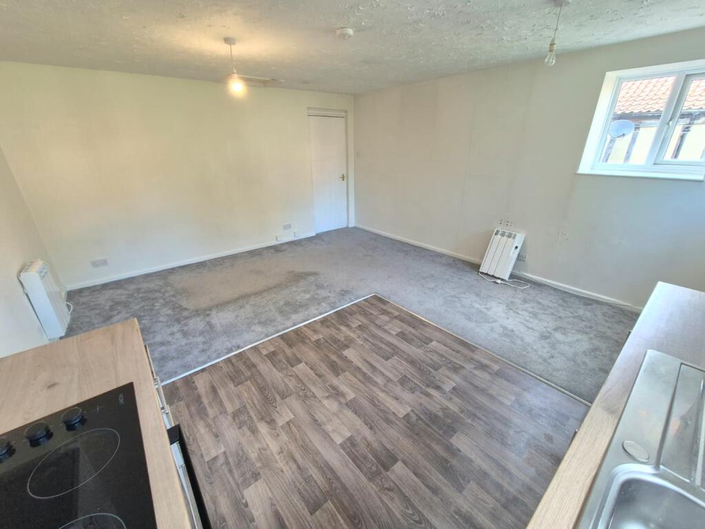Apartment in Norwich - View 5