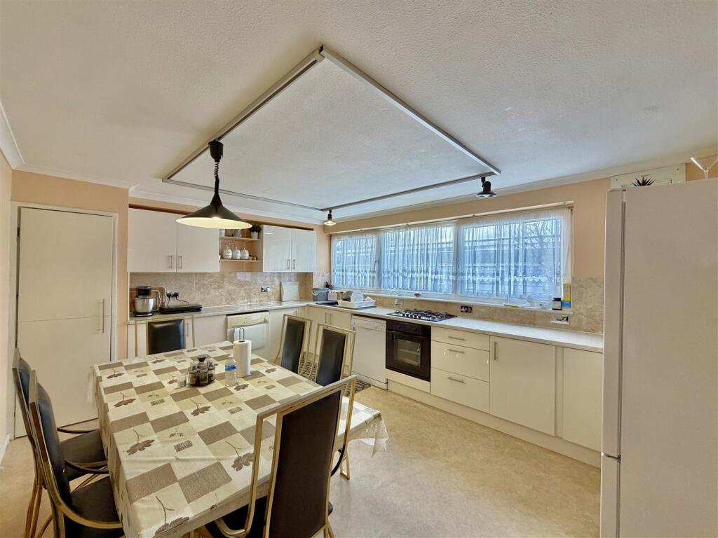 Main image of property: Wheatlands, Heston, TW5