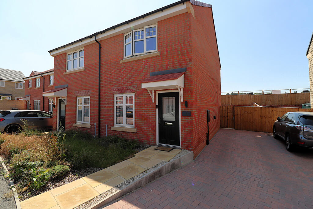 Main image of property: Vowden Chase, Stairfoot Barnsley, S70