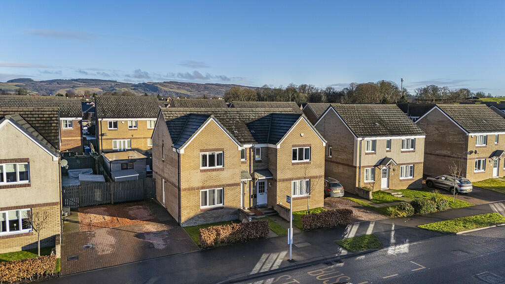 3-bed semi-detached on Craigton Drive, Bishopton, £230,000