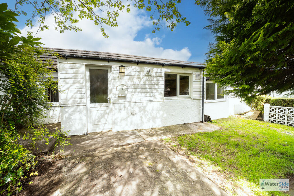 Main image of property: 154 Victoria Road, Dunoon, Argyll and Bute, PA23