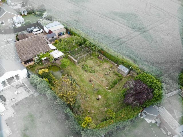 Blenheim Grove, Offord D'Arcy, St. Neots, PE19 5RD photo 2