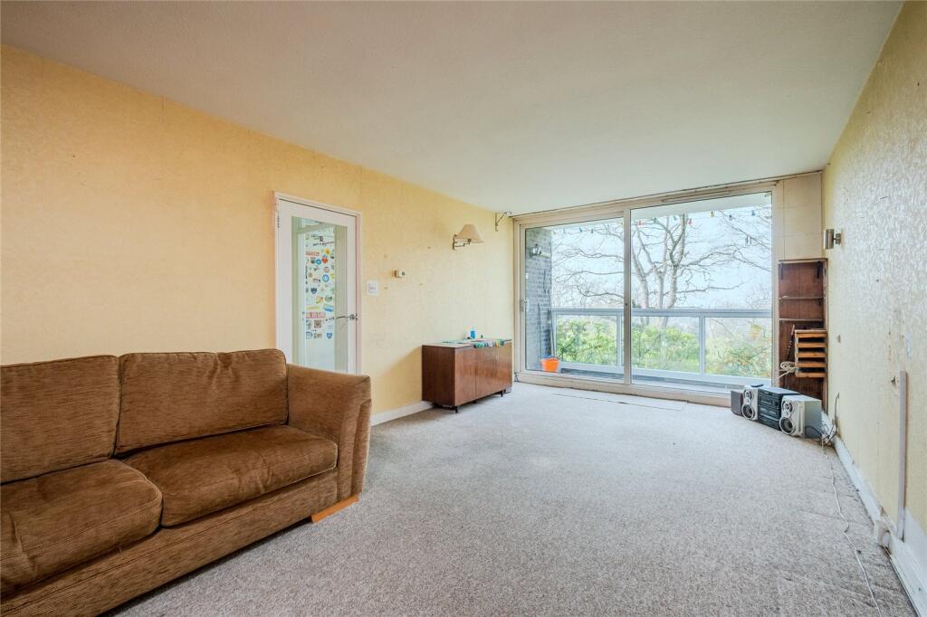 Main image of property: Leigham Court Road, London, SW16