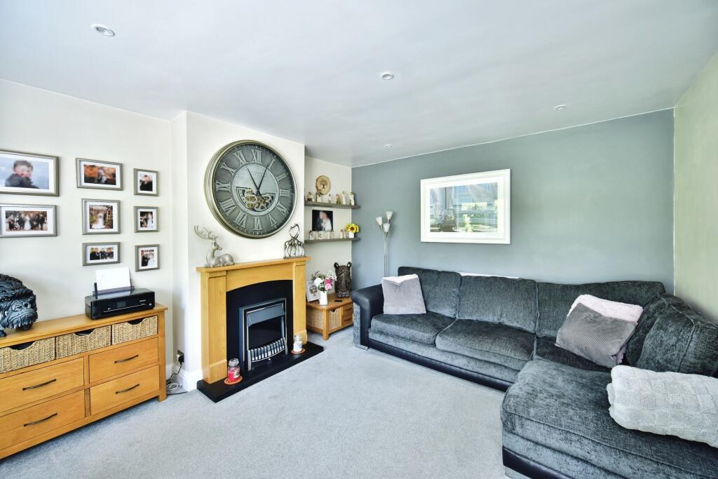 Sutton Road, Maidstone, ME15 photo 4