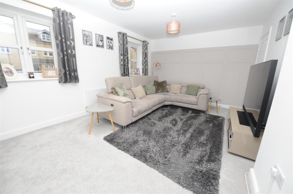 Additional image 6 of Hutton Hall Drive, Eccleshill, Bradford