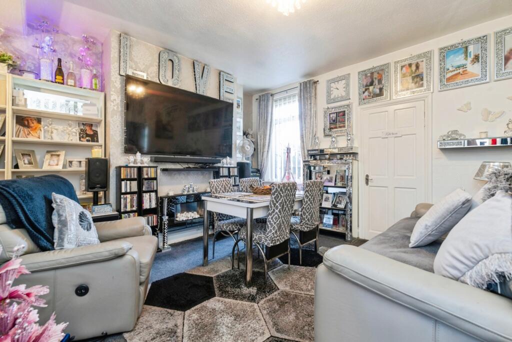 House in Durham - View 4