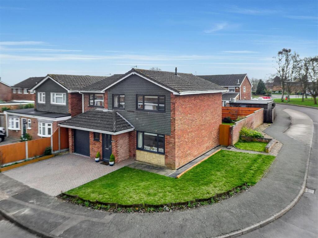 Main image of property: Gleneagles Close, Bletchley, Milton Keynes