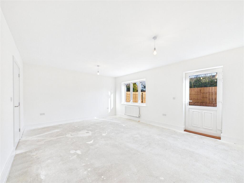 House in East Suffolk, Trimley St Mary - View 3