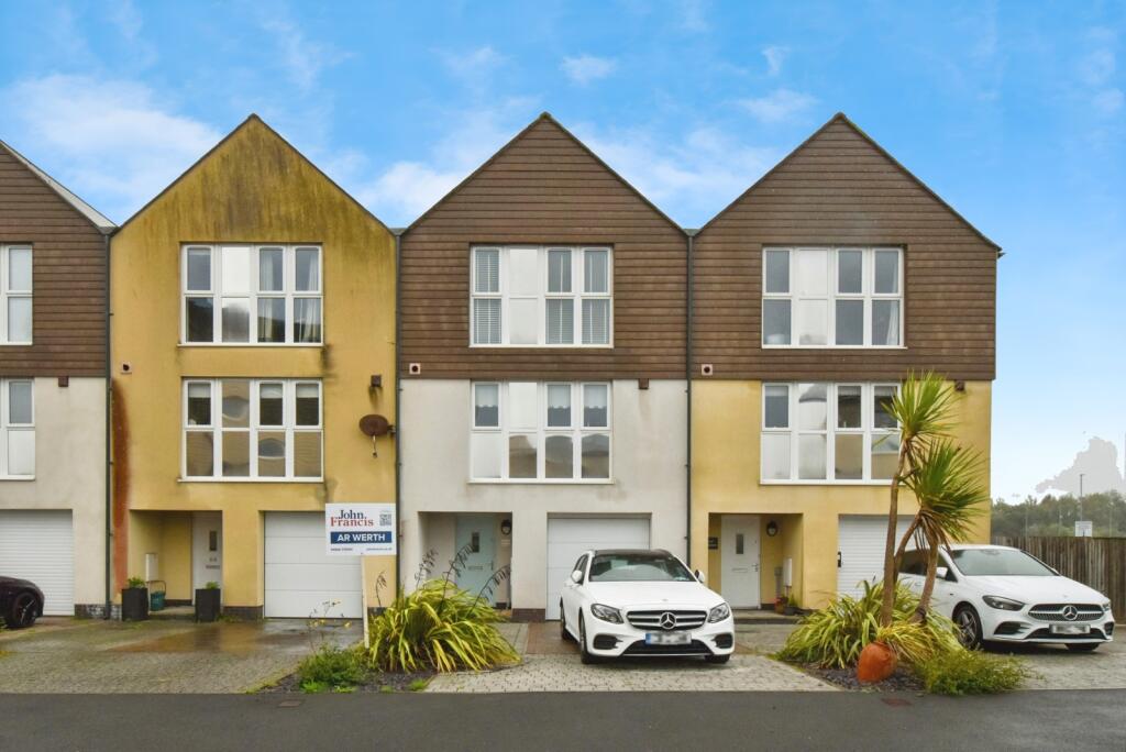 4-bed house on Bwlchygwynt, Llanelli, Carmarthenshire, SA15, £395,000