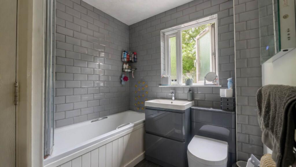 Tudor Close, Hatfield - More
