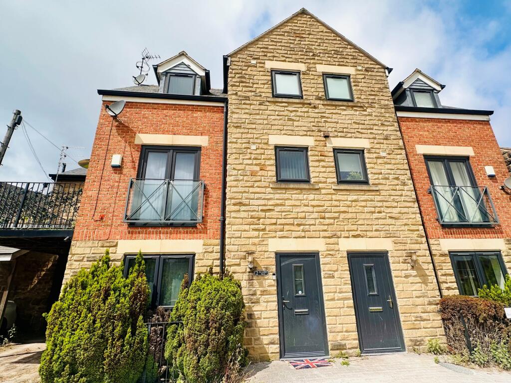 Main image of property: Devonshire Mews, HARROGATE