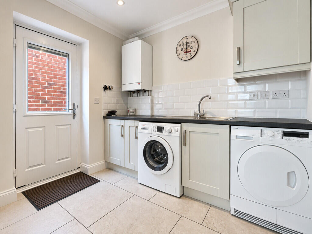 House in Colchester, Tiptree - More