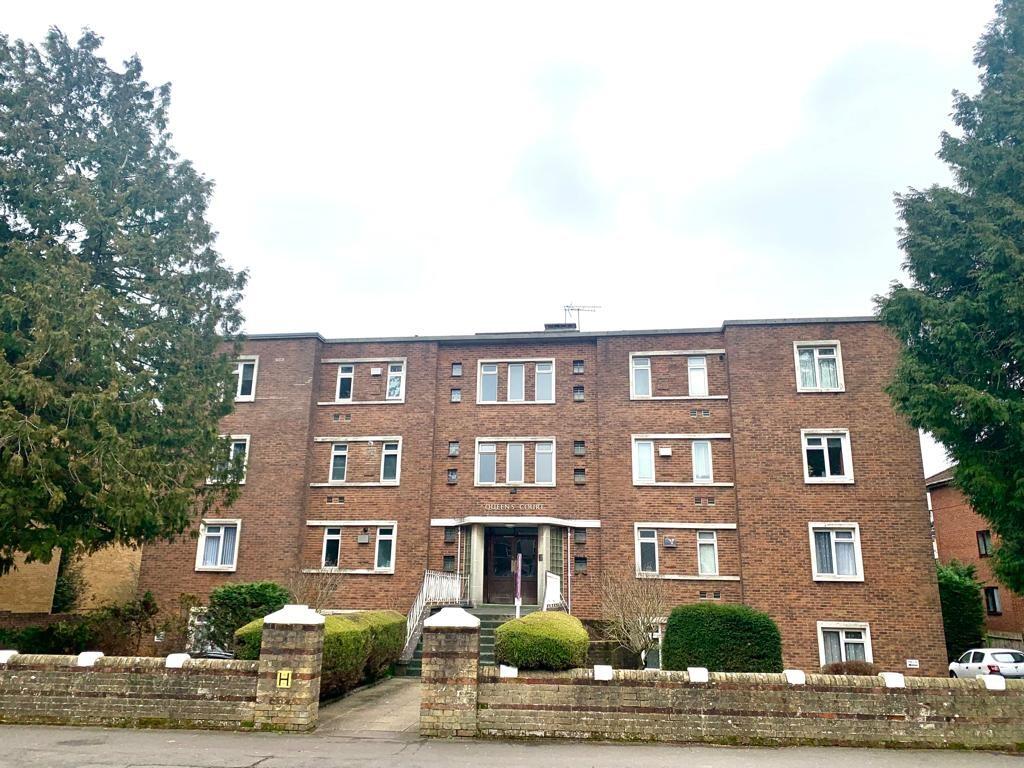 Main image of property: CLOSE TO TRAIN STATION, SO15