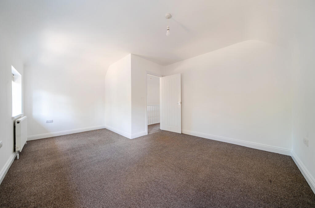 House in Guildford, Surrey - More