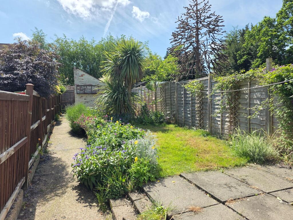 House in Melton, Clawson, Hose and Harby - View 2
