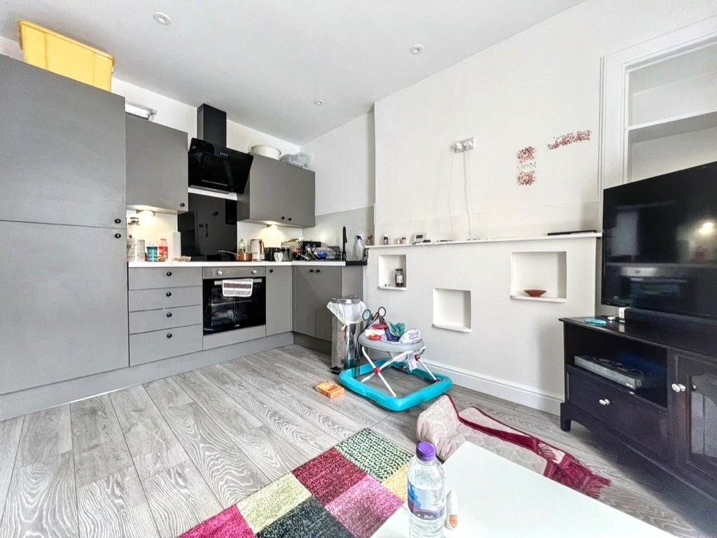Broughton Road, Edinburgh, EH7 photo 3