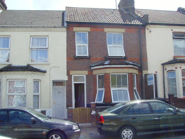 Main image of property: Shirley Road,Luton,LU1