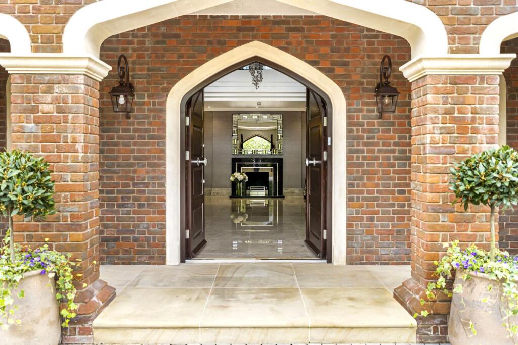 House in Watford - View 2