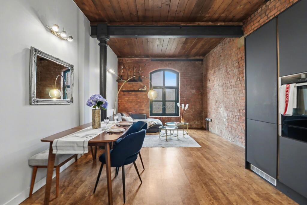 Main image of property: Worsley Mill, 10 Blantyre Street, Manchester, M15 4LG