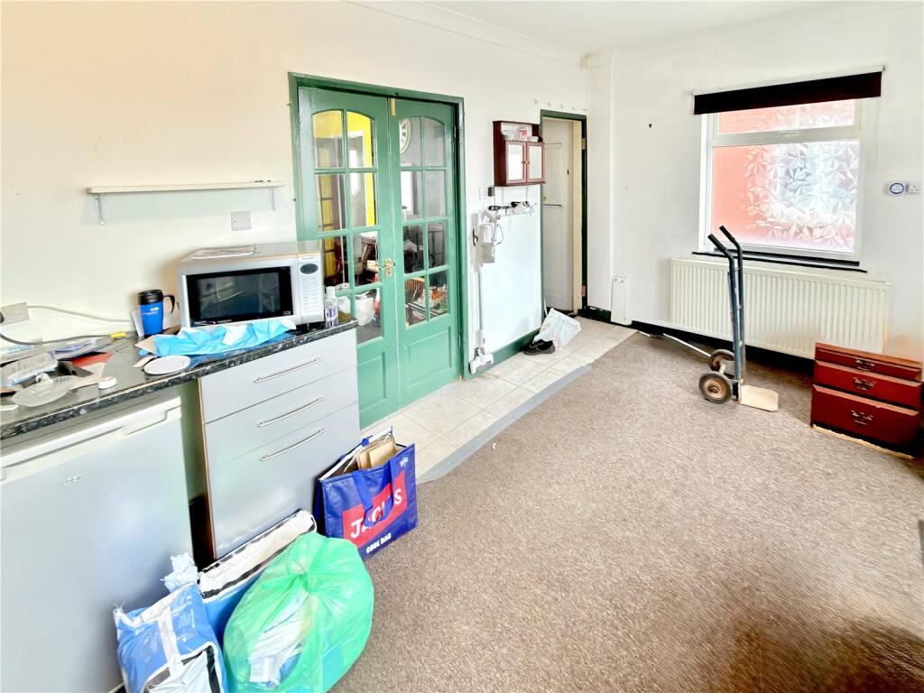 Snowden Terrace, Wombwell, Barnsley, S73 photo 5