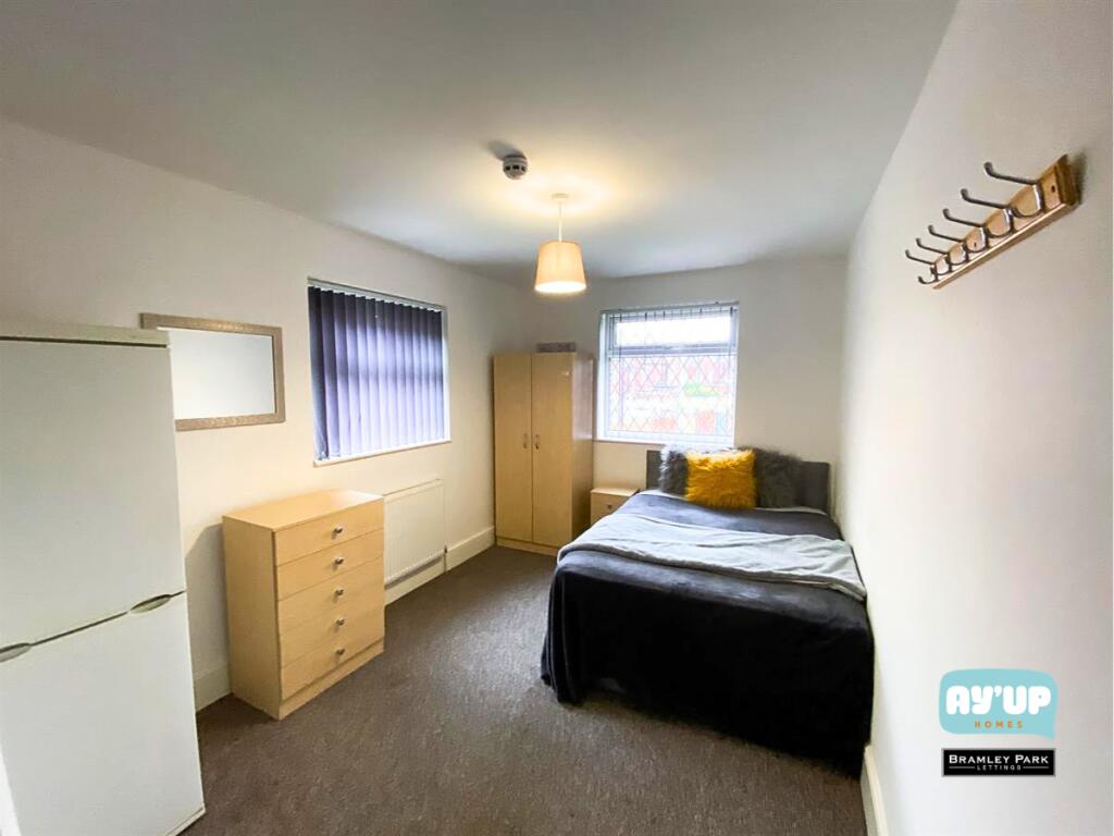 Room 3, 116 Milton Walk DN1 3QJ