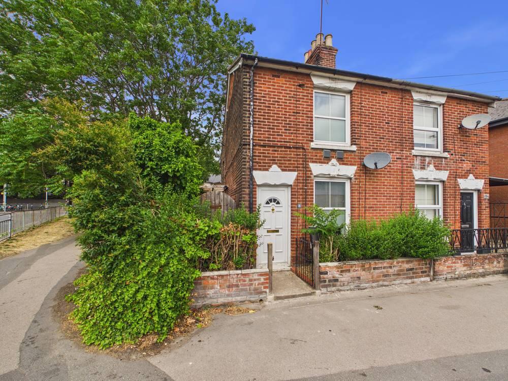 Main image of property: Mile End Road, Colchester, Essex, CO4