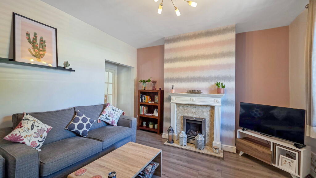 House in Manchester - More