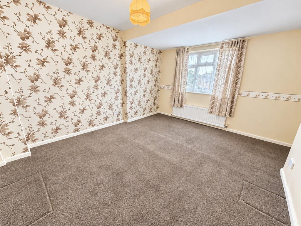 House in Dudley - View 5