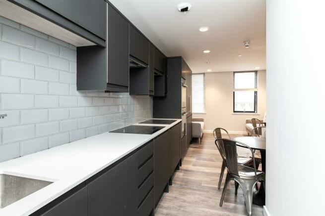 Apartment in Nottingham, Nottinghamshire - View 4