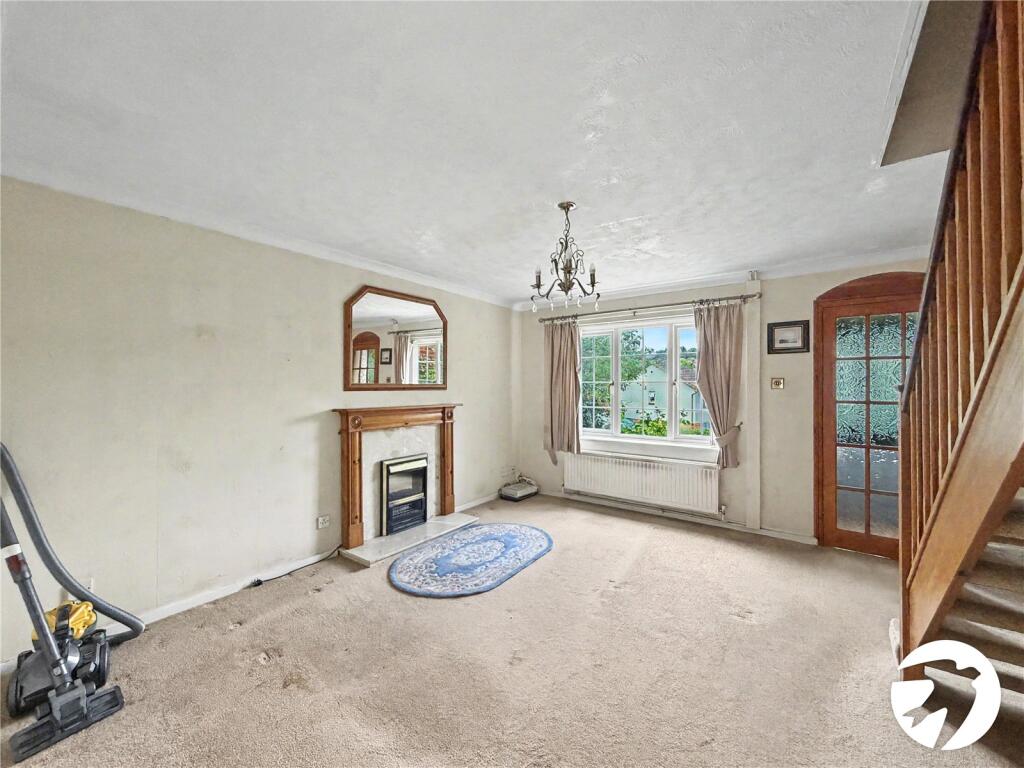 House in Rochester - View 5