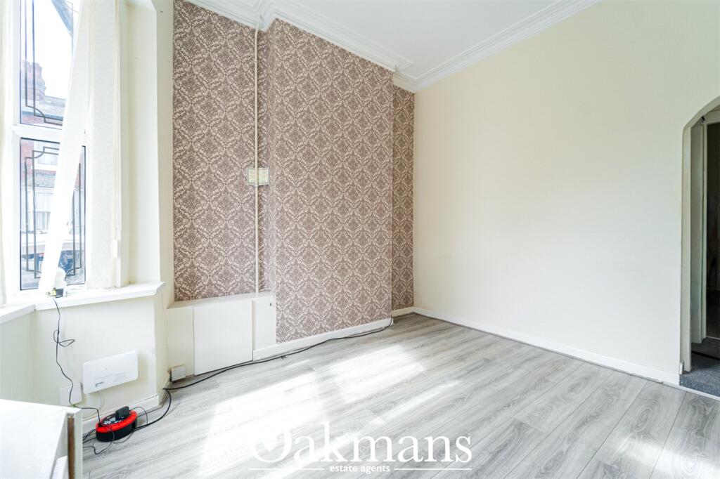 House in Birmingham, West Midlands - View 4