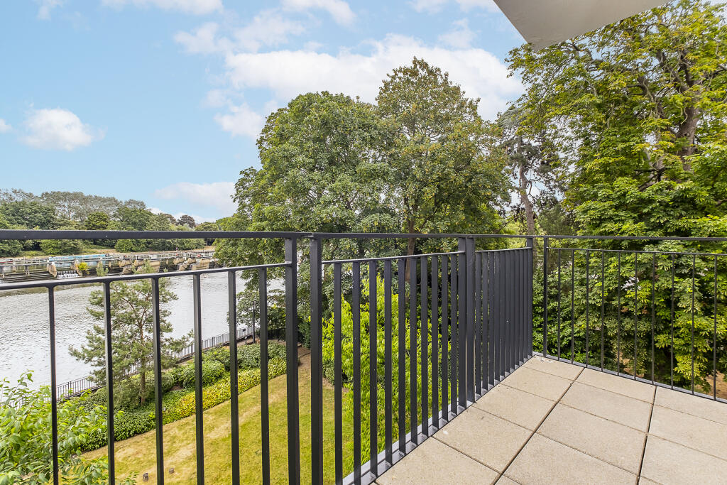 Main image of property: Carlton House, Teddington Riverside, London, TW11