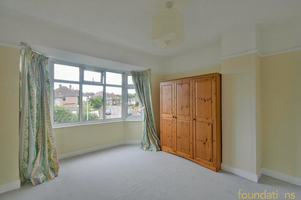 House in Tonbridge - More