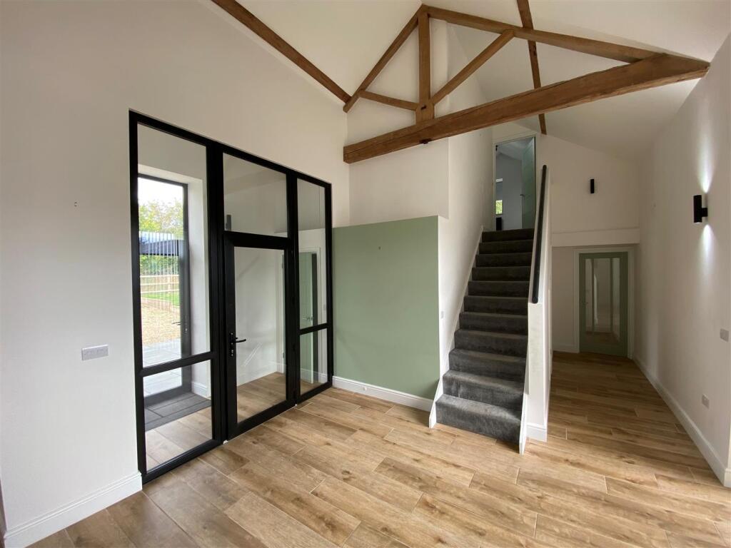 House in Hemel Hempstead - View 3