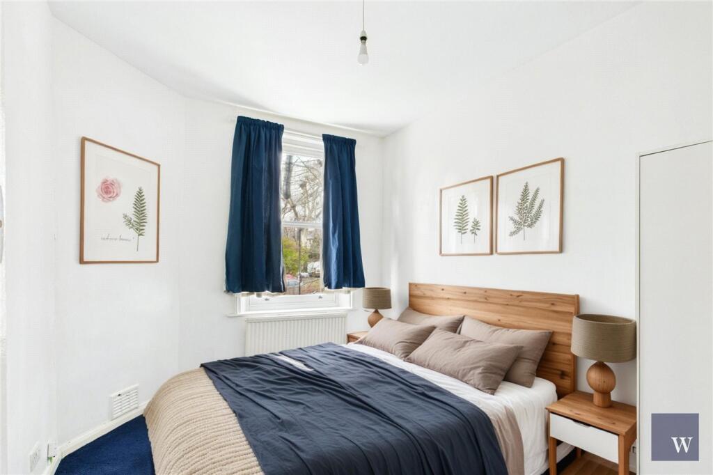 Palace Road, London, SW2 photo 3