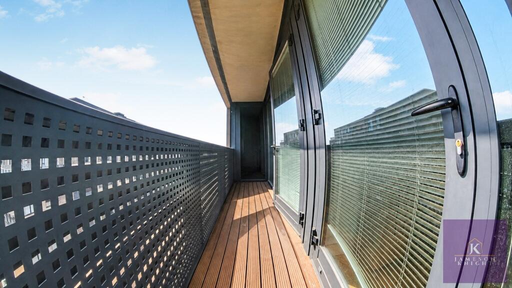 Apartment in London - View 2