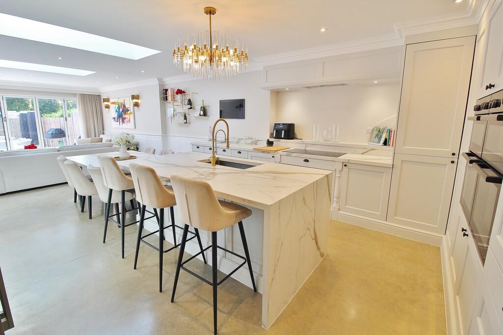 House in Portsmouth - View 5