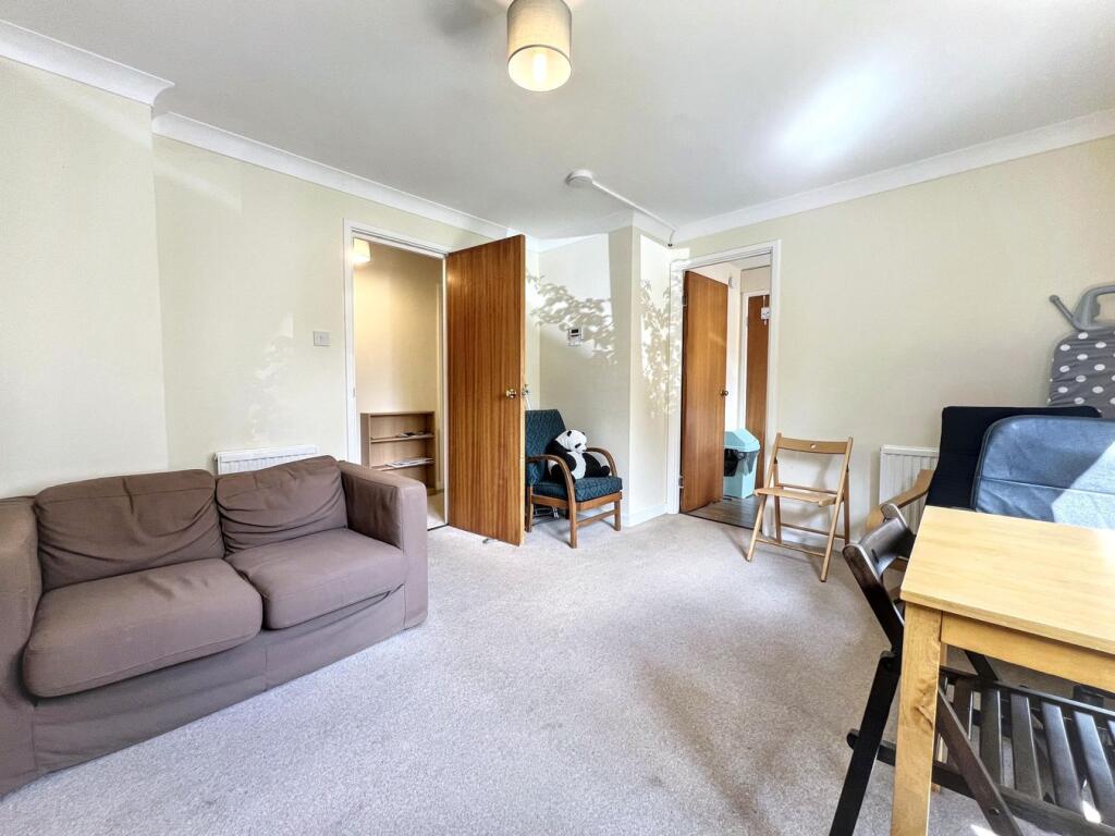 Apartment in Edinburgh - View 3