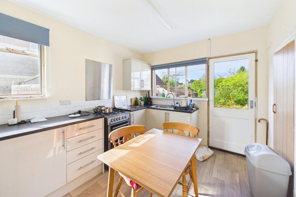 House in Bournemouth, Bournemouth, Christchurch and Poole - More