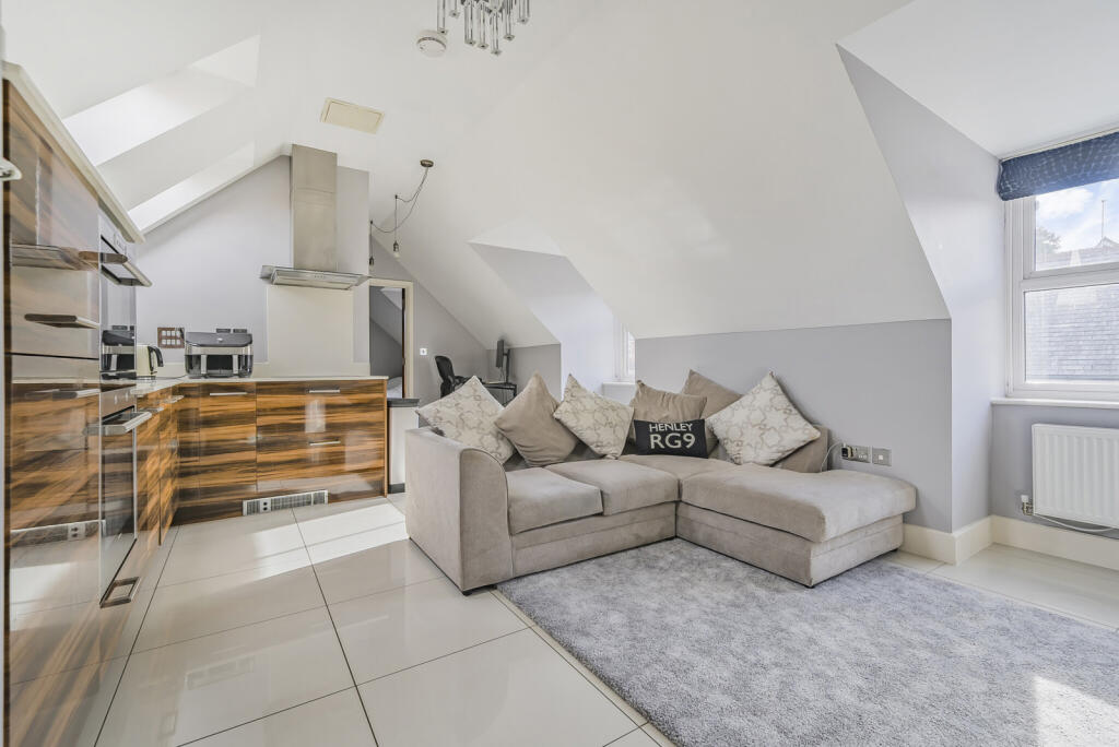 Charlotte Mews, Henley-on-Thames, Oxfordshire, RG9 photo 2