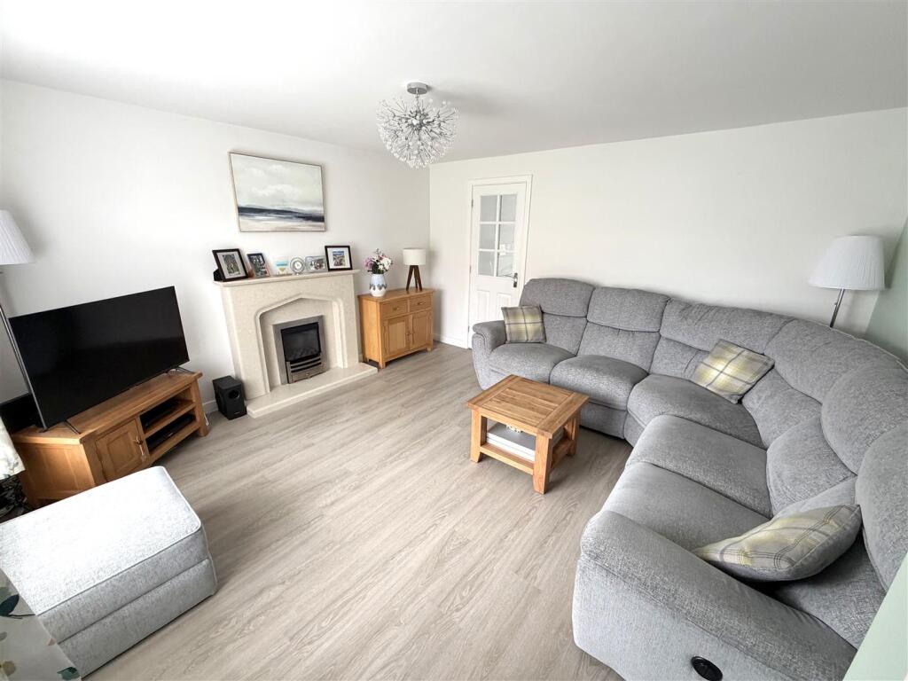 Walkmill Crescent, Carlisle photo 3