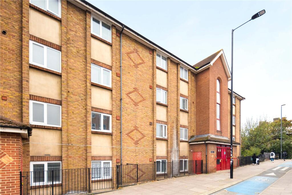 Apartment in London - View 3