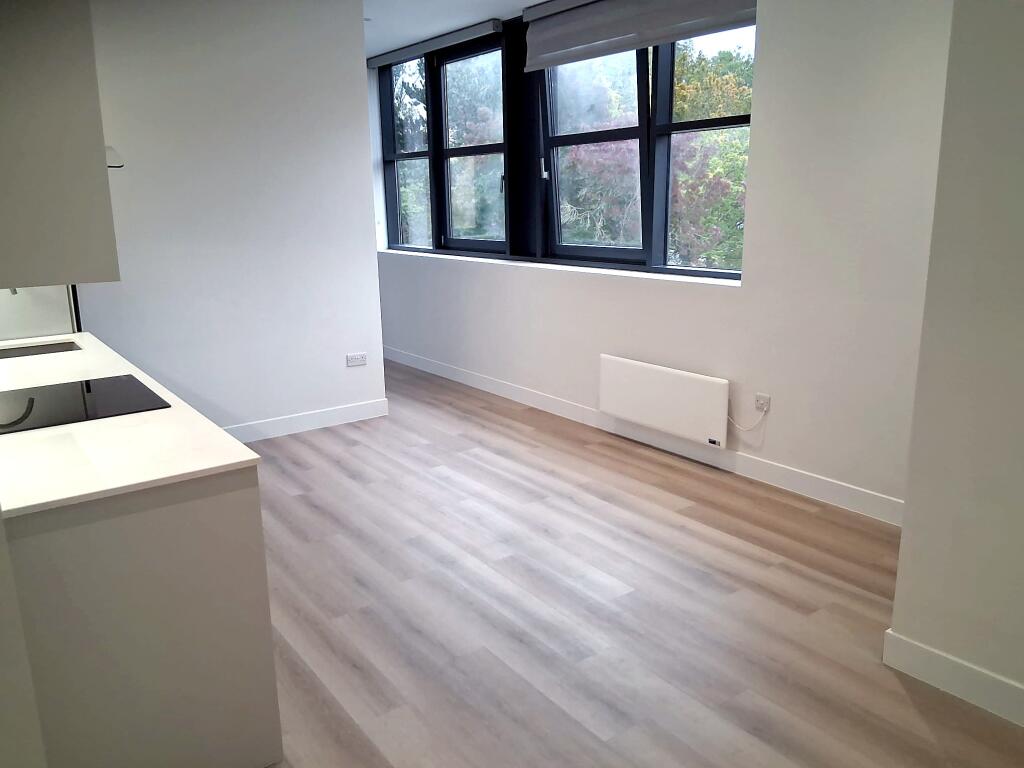 Apartment in London - View 2