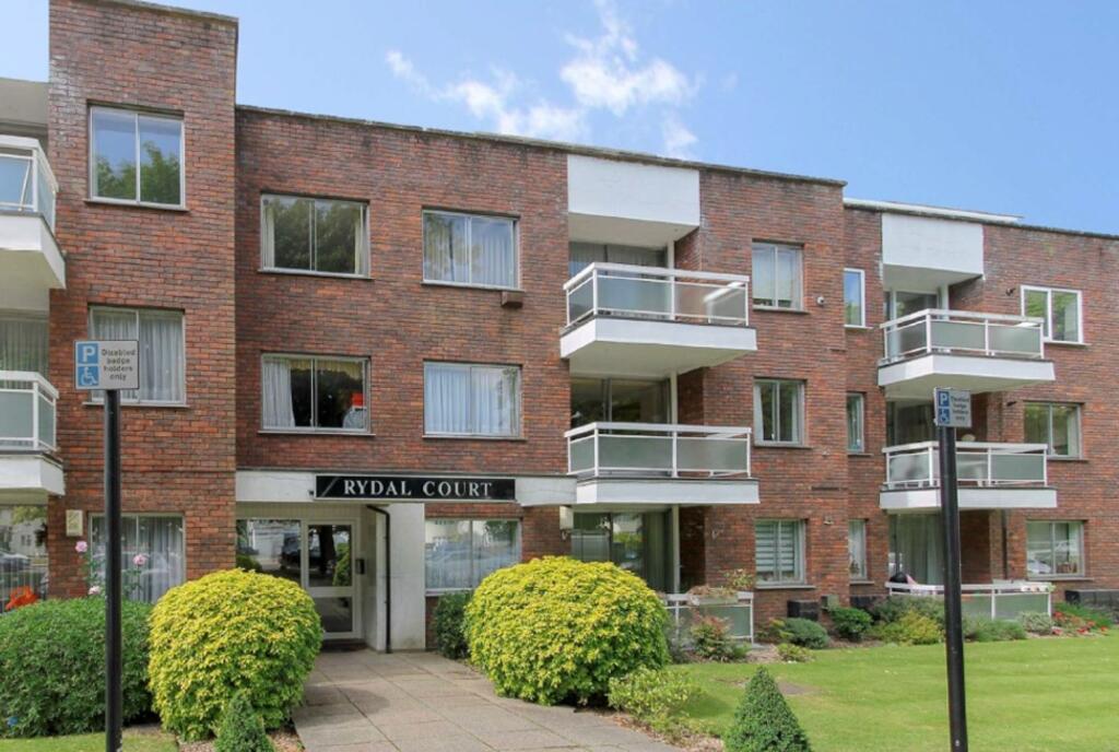 Main image of property: Stonegrove, Edgware, HA8