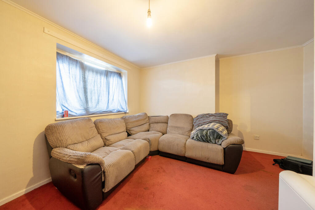 Apartment in Sandwell, Whiteheath Gate - View 4