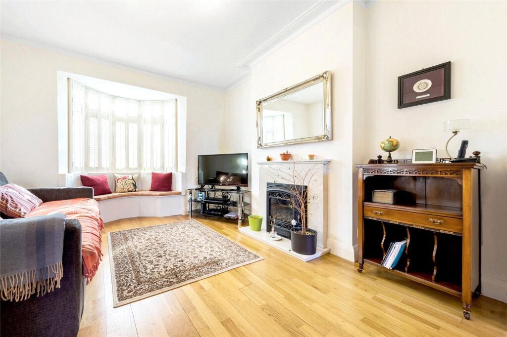House in London - View 3