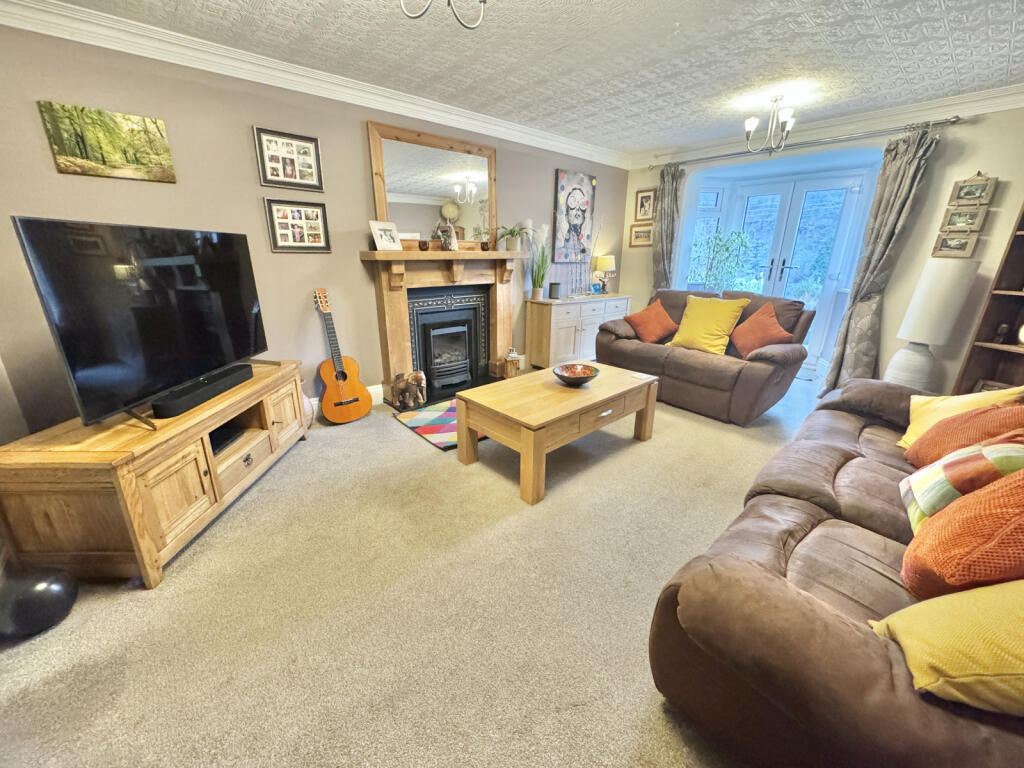 10 Tramway Road, Ruspidge, Gloucestershire, GL14 3AY photo 4