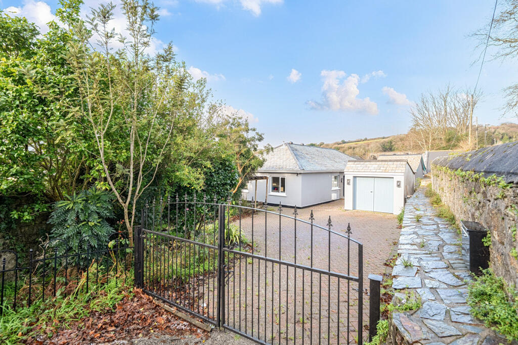 Bodmin Road, St Austell, PL25 photo 2